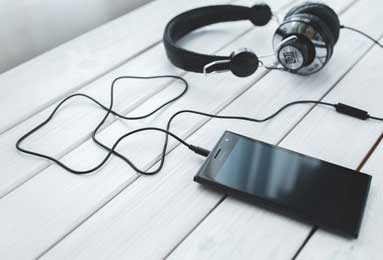 拓记：谈及最喜欢的NBA球员，郇斯楠的回答是切特